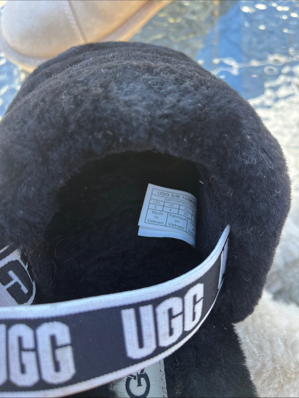 UGG Fluff Yeah Slide - Picture 5 of 5